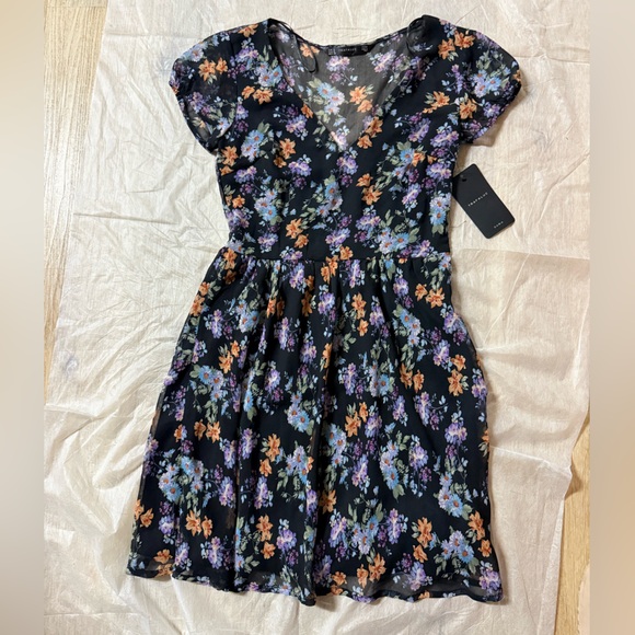 Zara Dresses & Skirts - Zara Floral Mini Dress - Black, Purple, Orange
